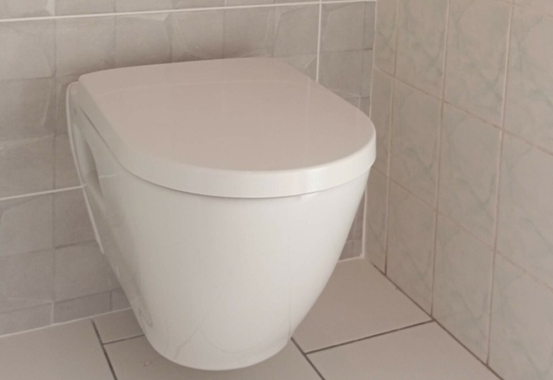 Plomberie Carrelage Plombier Carreleur A Bordeaux Sarl Beignon Andre Guy Entreprise De Maconnerie Et Gros Oeuvre Talmont Saint Hilaire Immeubles 10